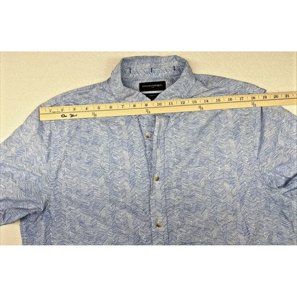 Banana Republic Men's Large Slim Fit Blue Geometric Cotton Button Up Shirt